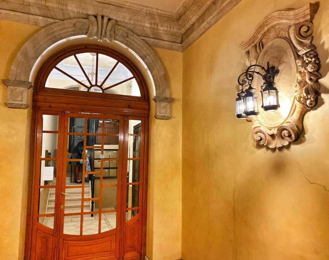 Apartment In Monumental Square Madrid Center Zewnętrze zdjęcie